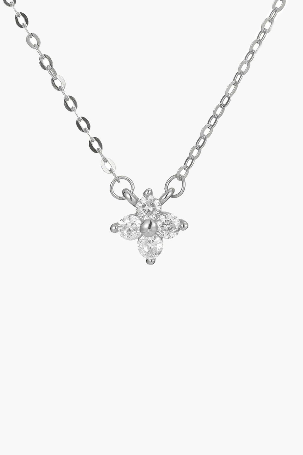 ZEYA - Anna Four Petal Necklace