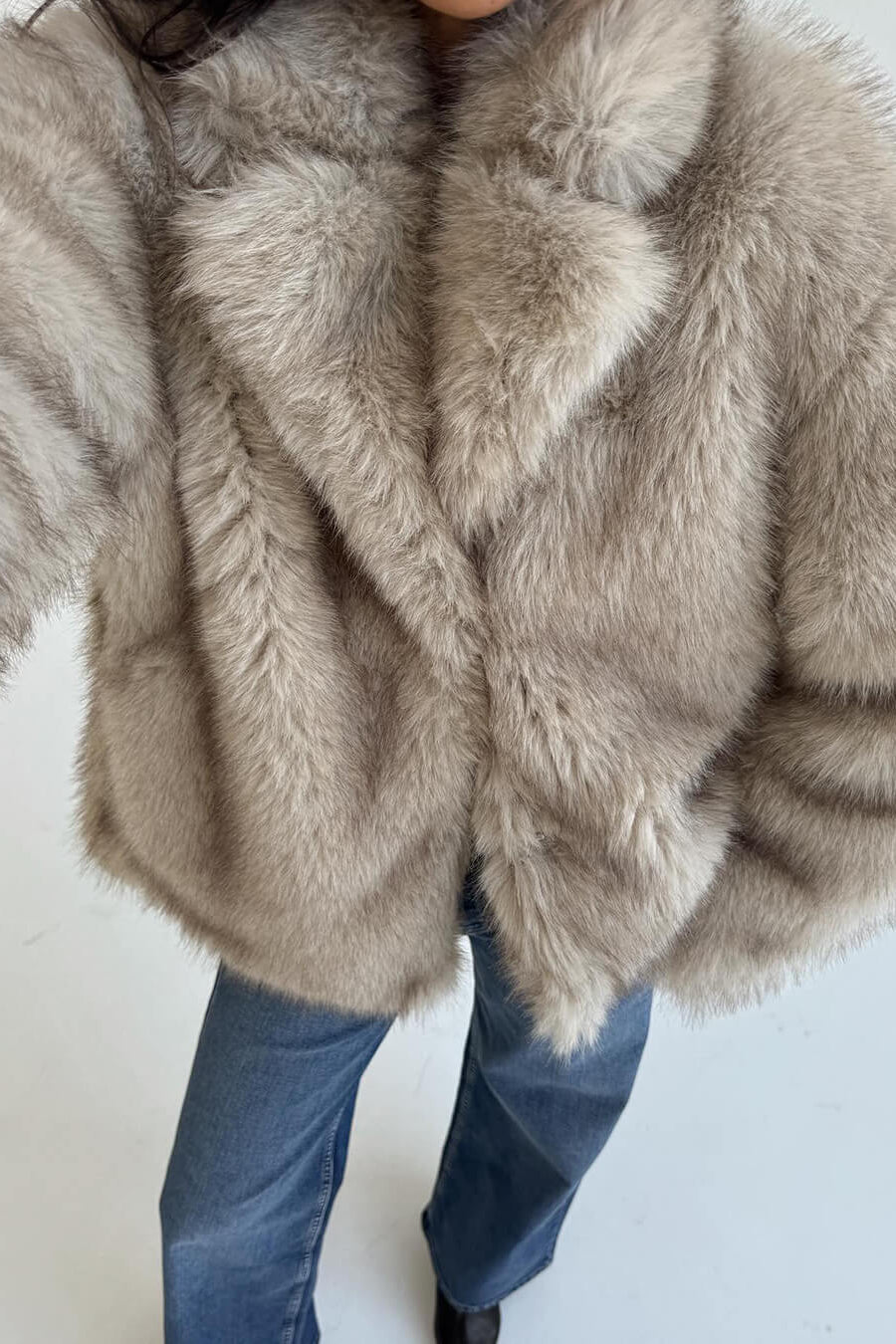 ZEYA - Brinley Mid - Length Fluffy Jacket