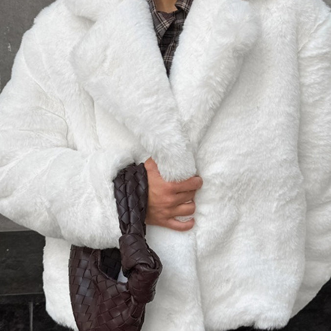 ZEYA - Catherine Short fluffly Coat