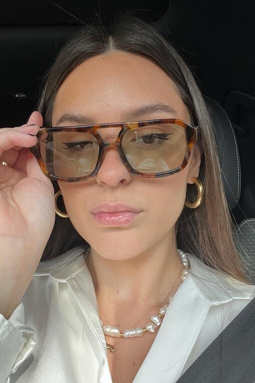 ZEYA - Monica Oversized Cat-Eye Sunglasses