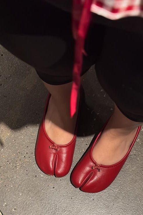 ZEYA - Sally Split Toe Ballet Flats