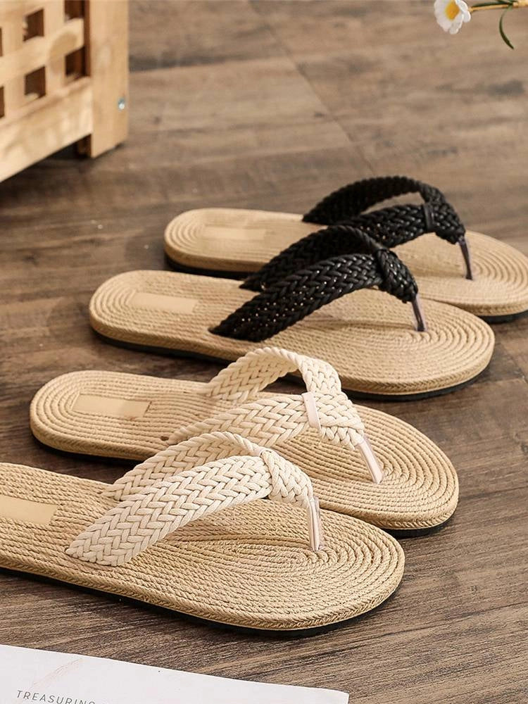 Coral Beach. Mules plates