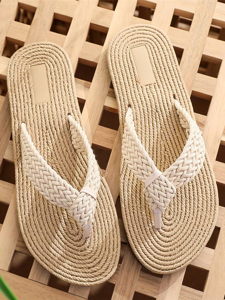 Coral Beach. Mules plates