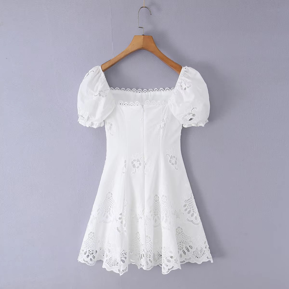 Robe mini Audra en dentelle ajourée
