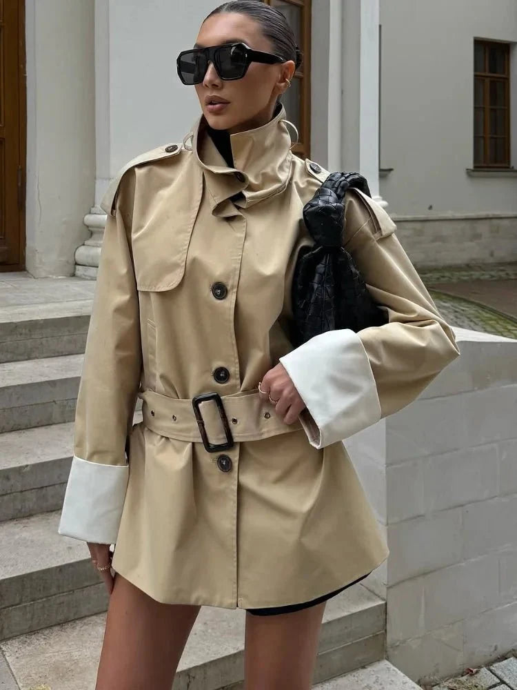 Trench-coat ceinturé Evelyn à poignets contrastés