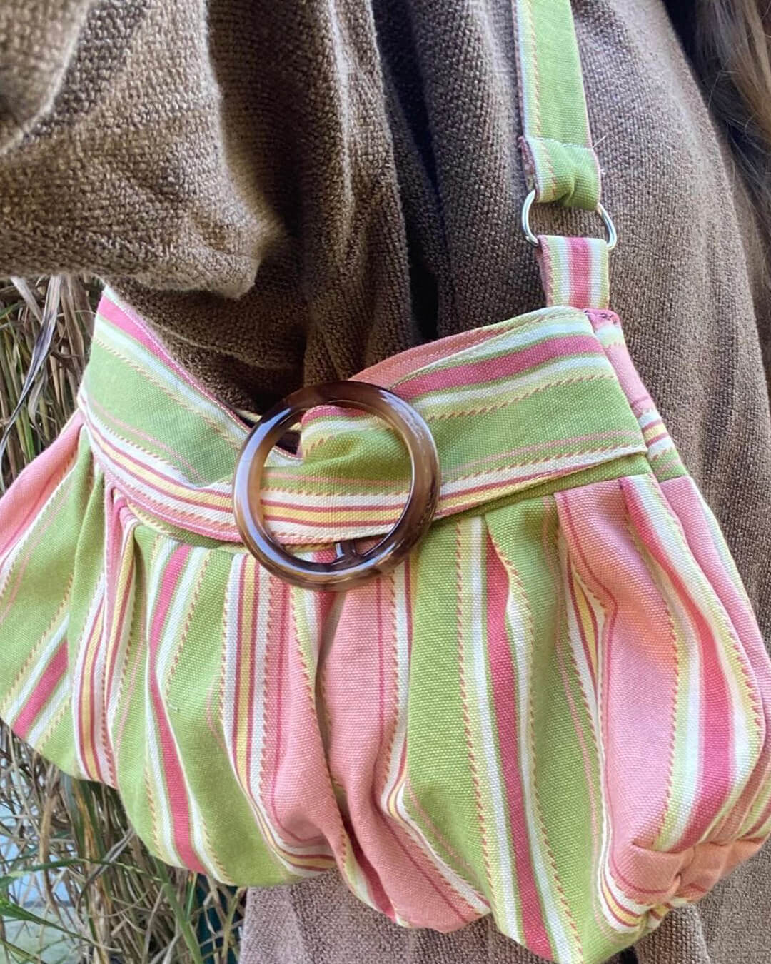 Maria.sac.épaules.rayé
