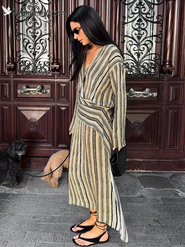 Robe longue à rayures Tessa à col en V