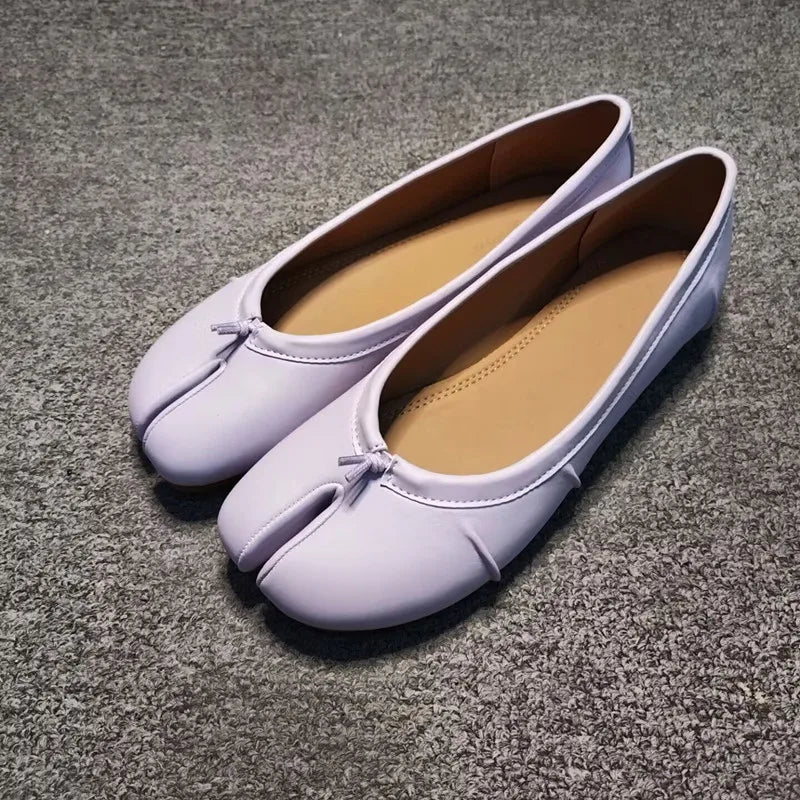 Mules en cuir à bout fendu Miranda