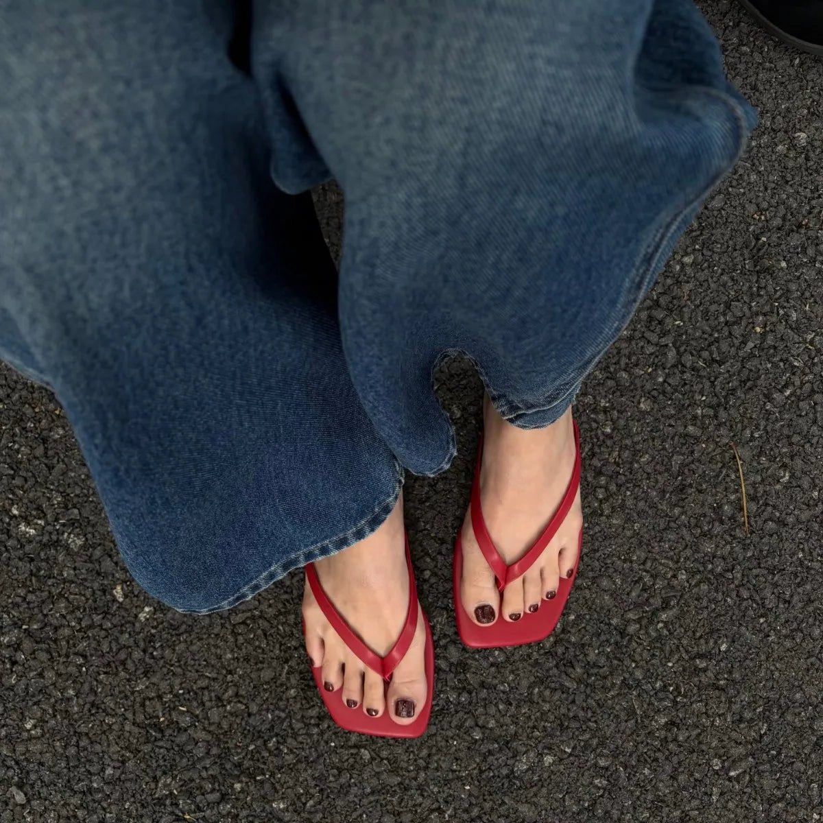 Iris Square-Toe Beach Sandal