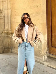 Trench-coat court Aimee