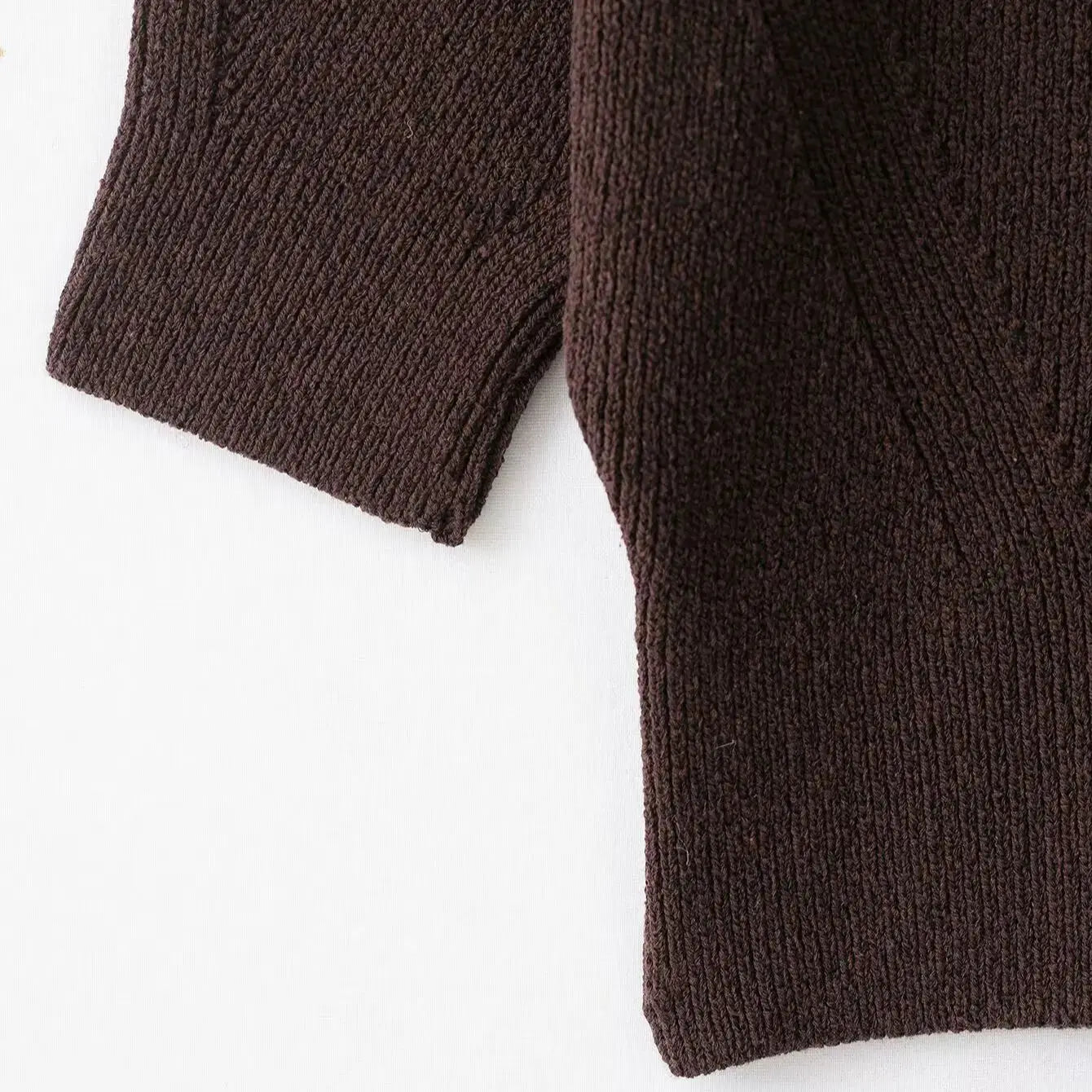 ZEYA - Alannah Seamless Knit Crop Top