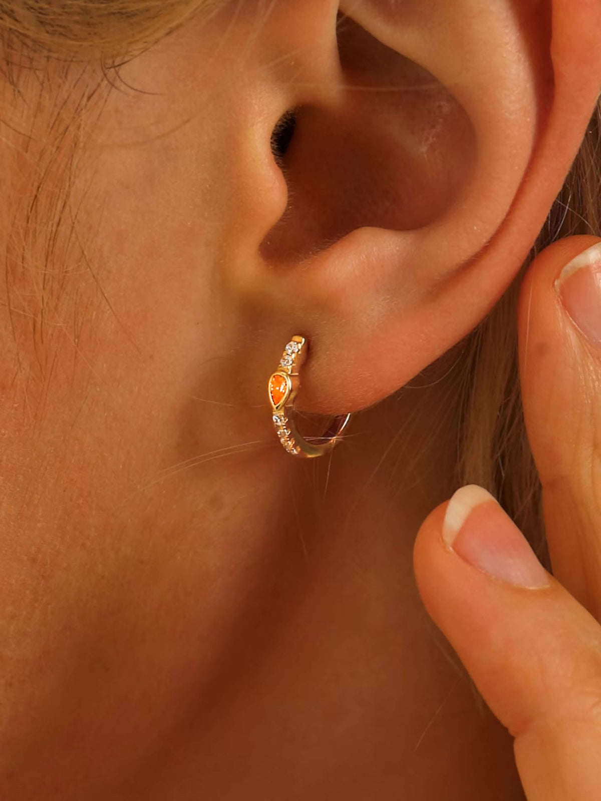 ZEYA - Amber Hoop Earrings