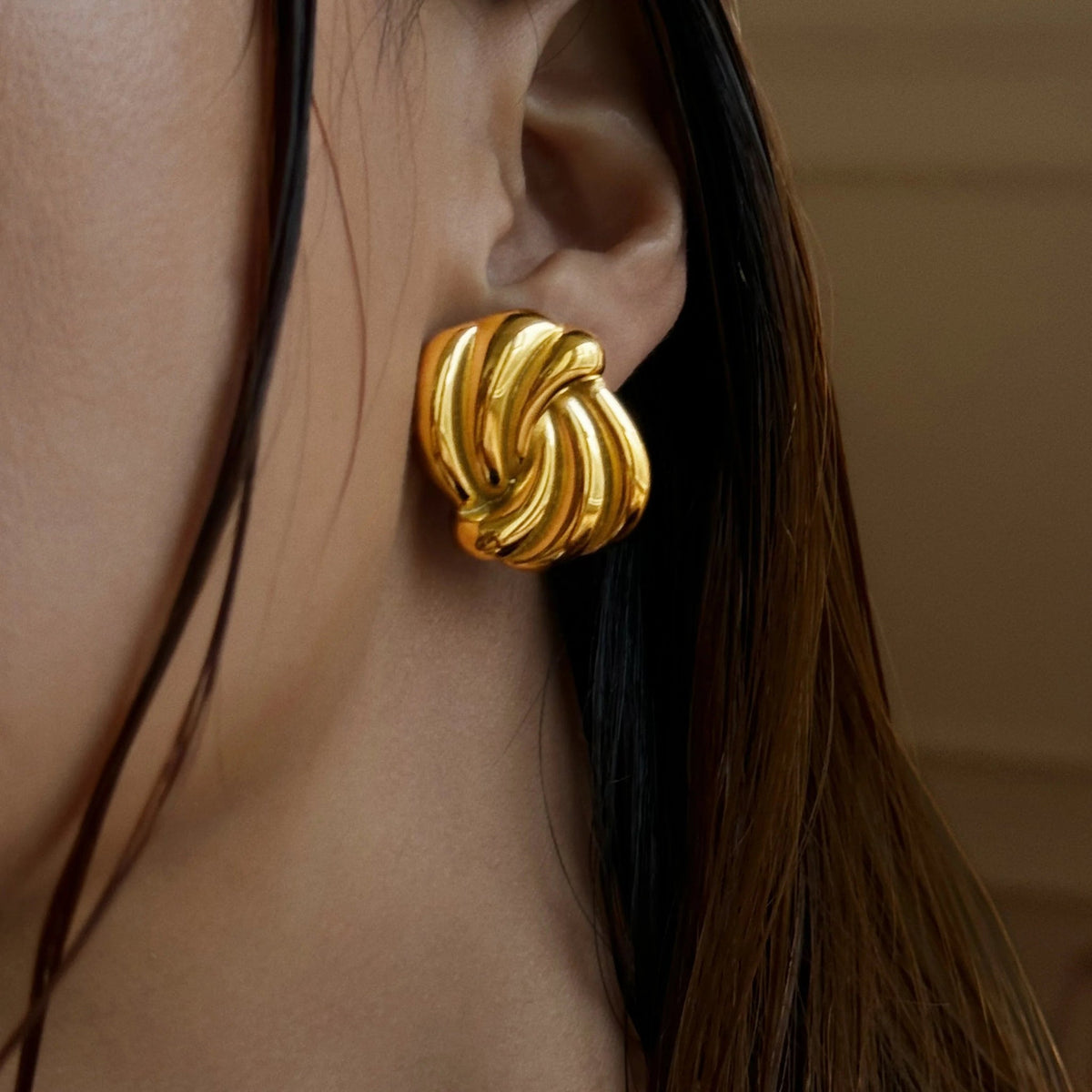 ZEYA - Camille Twist Earrings