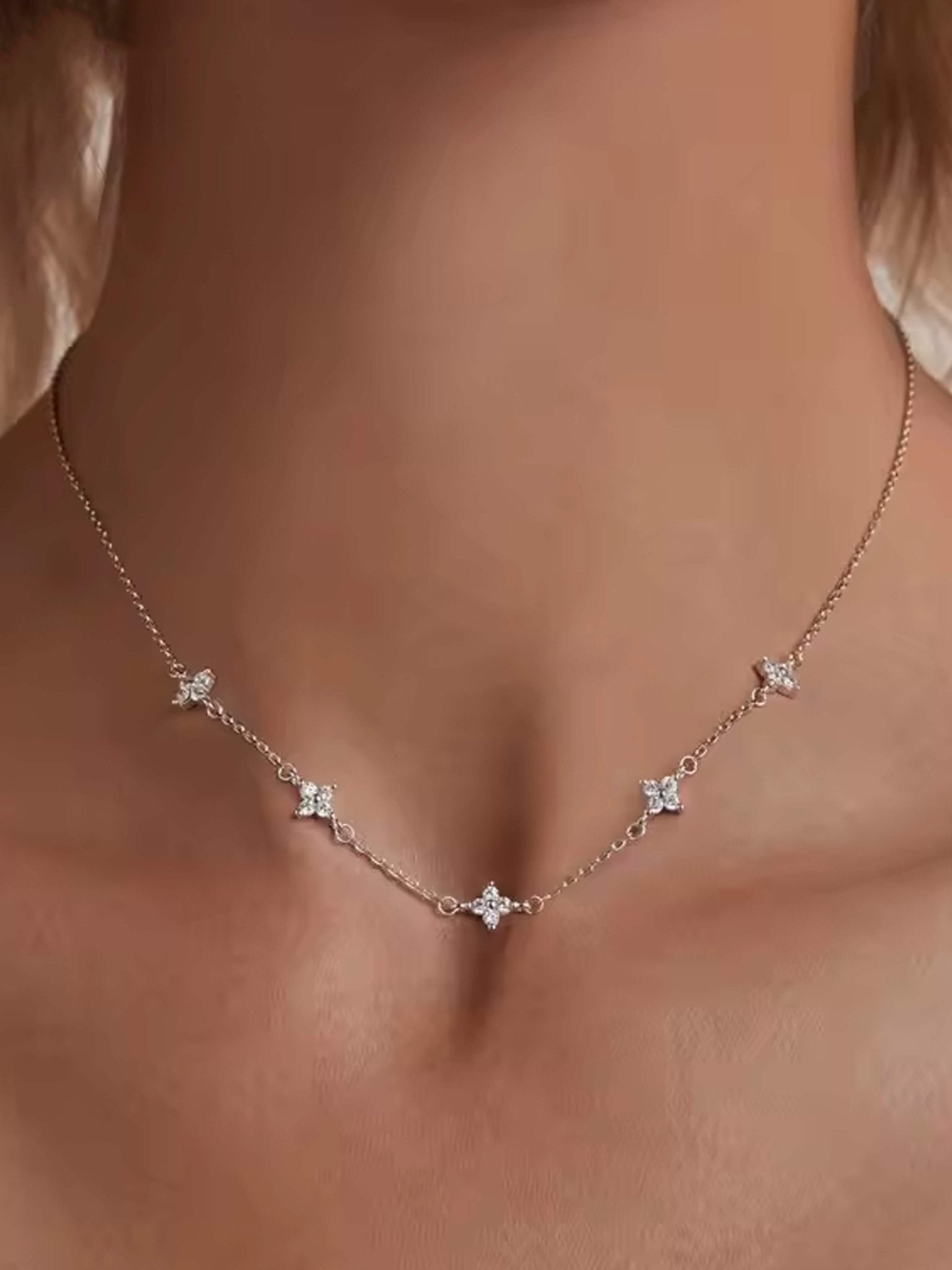 ZEYA - Dina Flower Zirconia Necklace