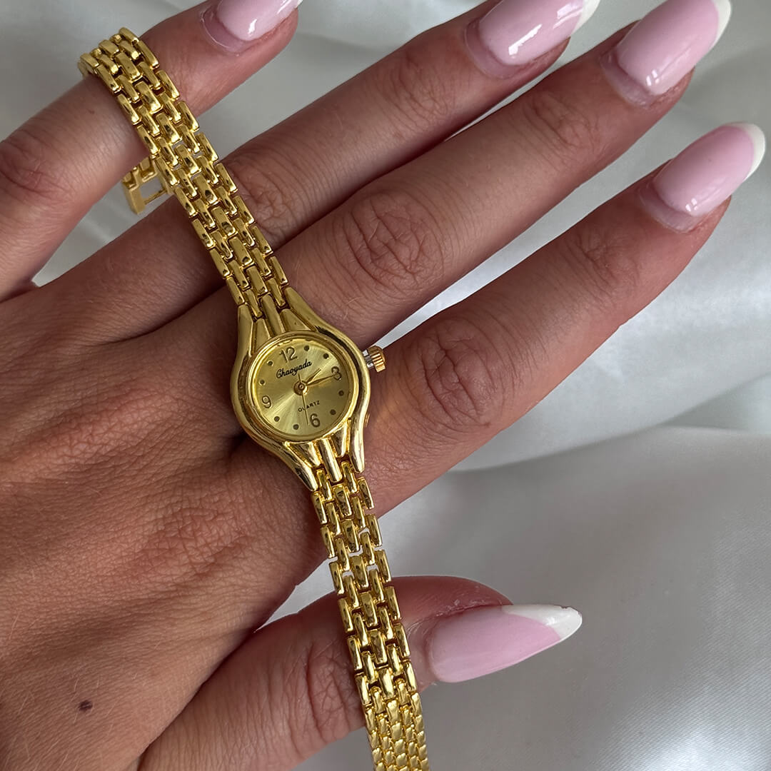 ZEYA - Elizabeth Watch