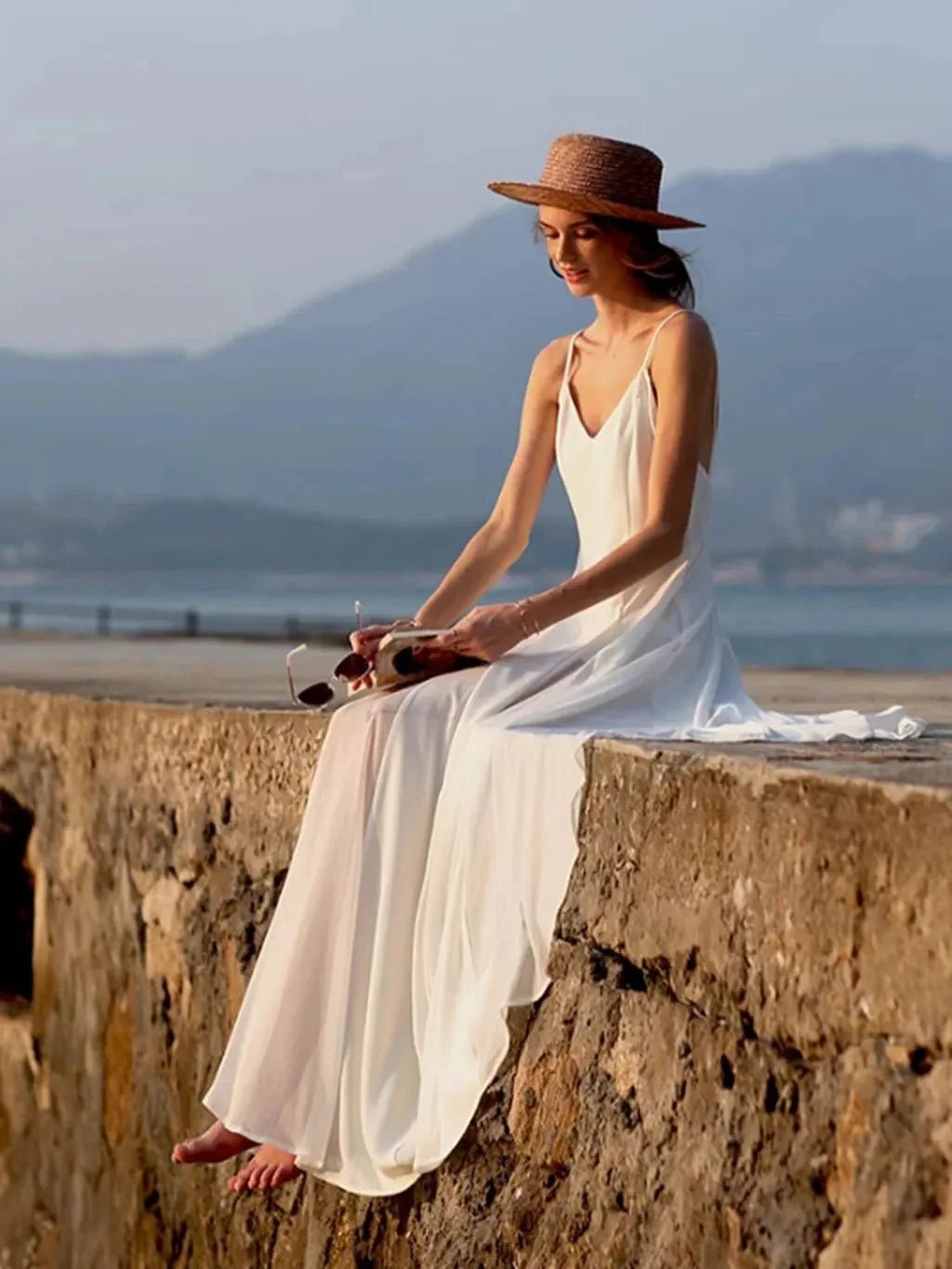 ZEYA - Eulalia V-Neck Backless Cami Dress