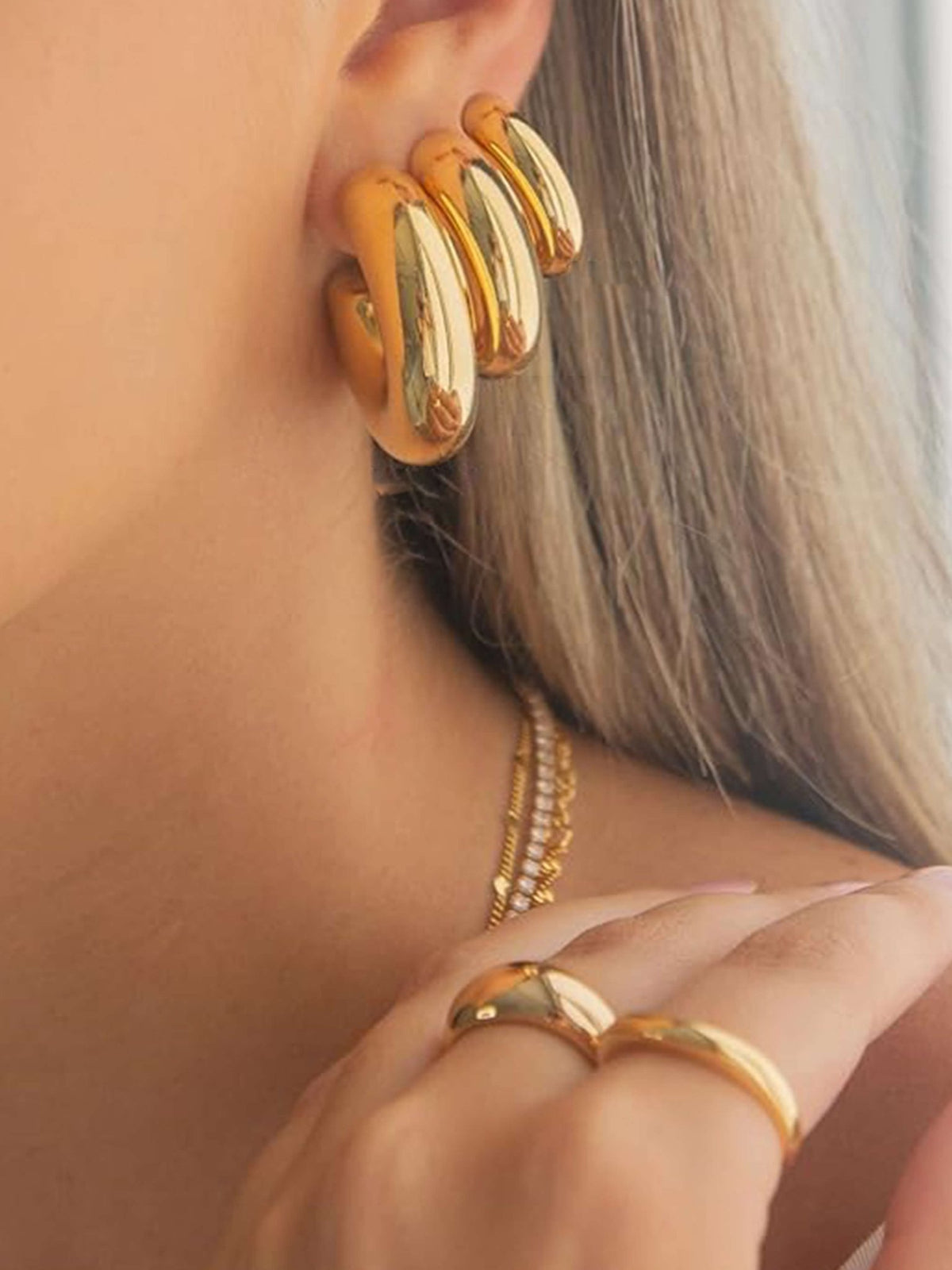 ZEYA - Kallie Gold Chunky Hoop Earrings