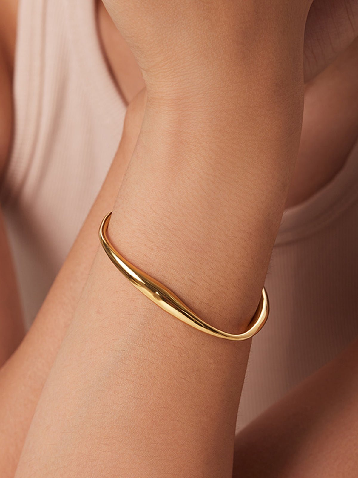 ZEYA - Lilia Open Bracelet