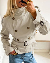 Trench-coat court Lisa