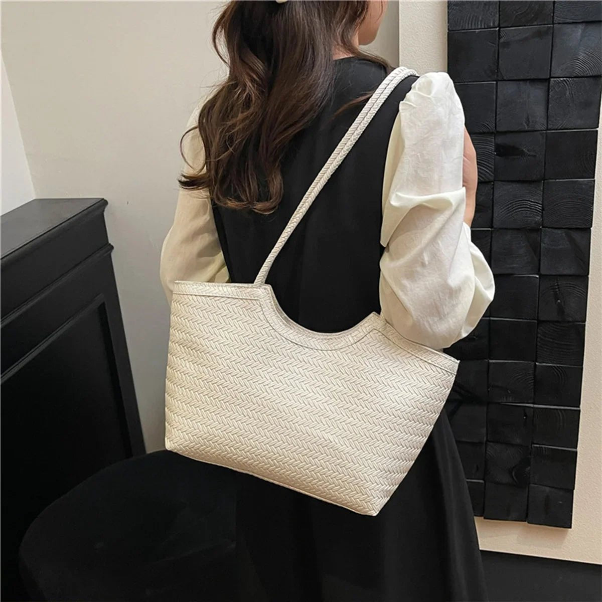 ZEYA - Lisa Textured Weave Handbag
