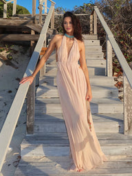 Robe maxi Liza à encolure profonde