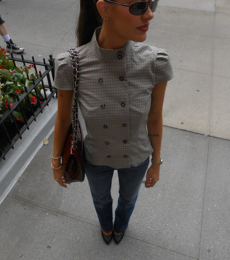 Blouse ajustée à col montant à carreaux Lola