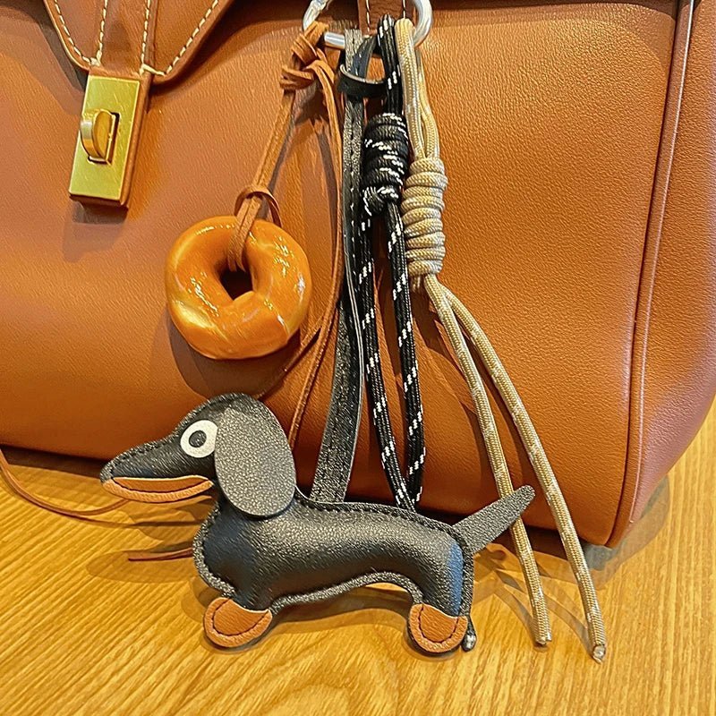 ZEYA - Lola Sausage Dog Keychain Pendant