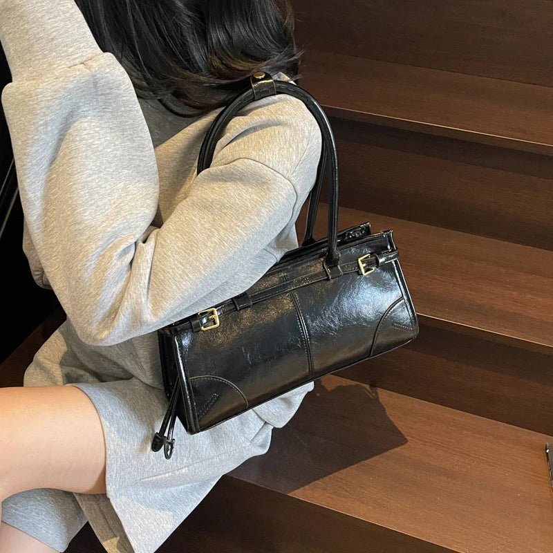 ZEYA - Lorena Leather Shoulder Bag with Belt Detail