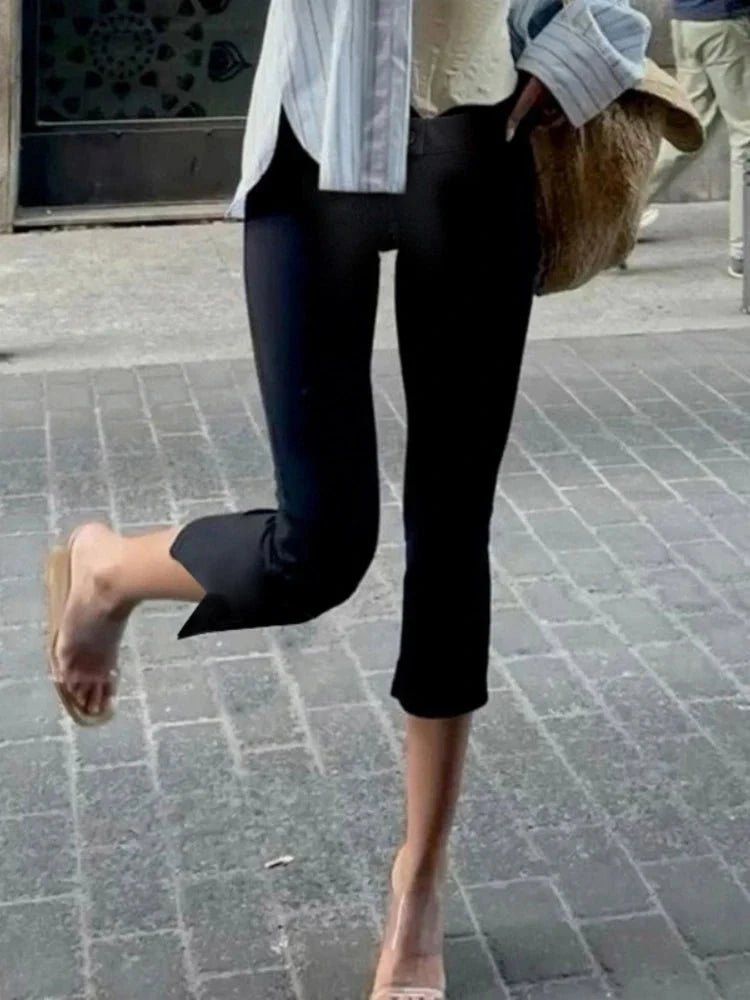 ZEYA - Moira Black Capri Pants