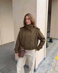 Sabrina Trench Court Rétro en Faux Daim
