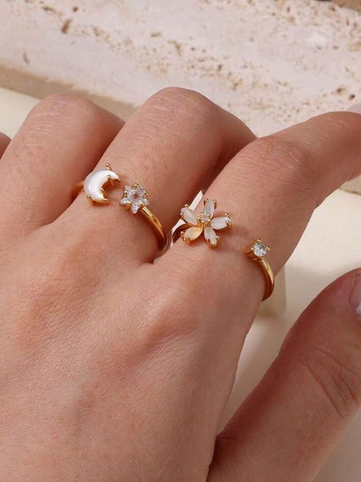 ZEYA - Sofia Moon and Star Ring