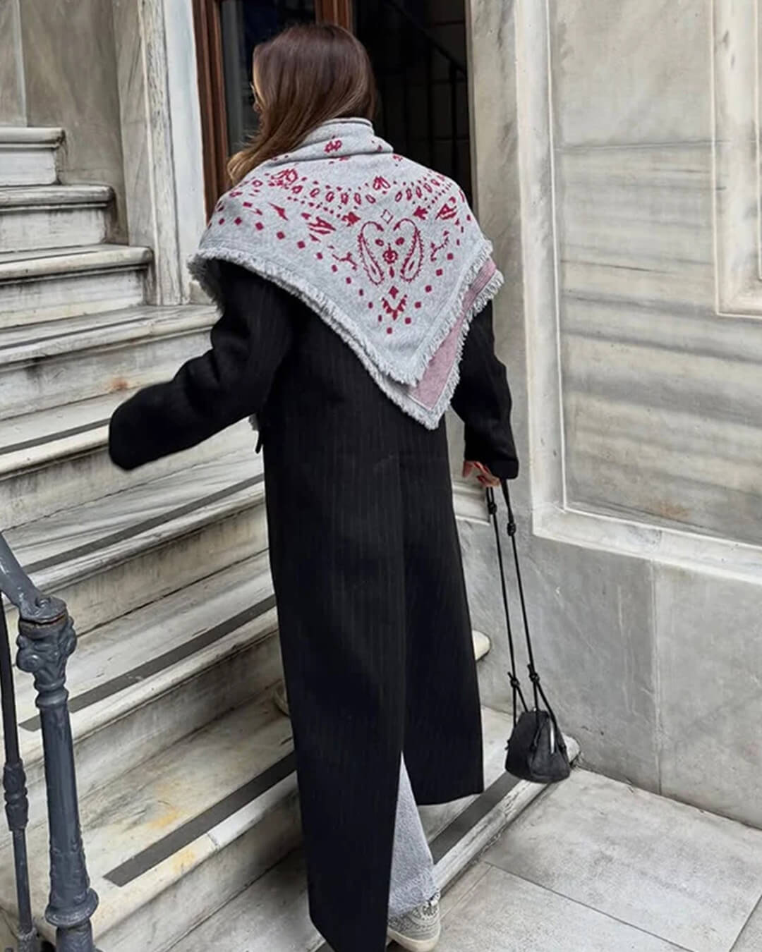 ZEYA - Terry Knitted Fringed Square Scarf