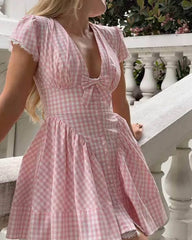 Robe mini à carreaux roses et nœud Vesna